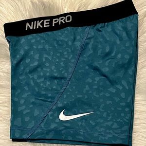 Nike Pro Short 3”